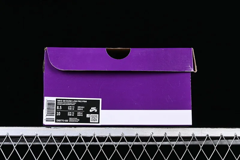 All Categories Nk SB Dunk Series Nk SB Dunk Low Low-top sneakers Nk SB Dunk Low "Midnight Navy" Desert Yellow SB low-top sports and leisure sneakers DX6775-400